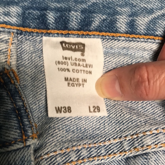 Men’s Vintage 90’s Levi’s - Picture 3 of 5